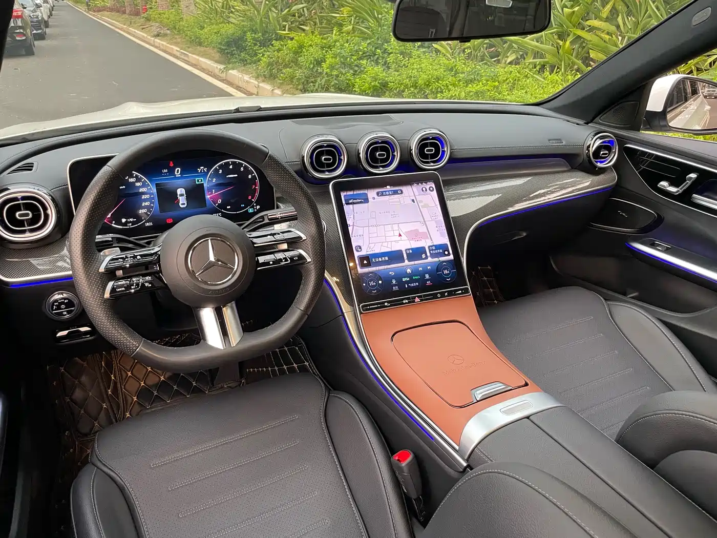 Mercedes-Benz C-Class 2023 Facelift C 260 L Sport Edition фото 11