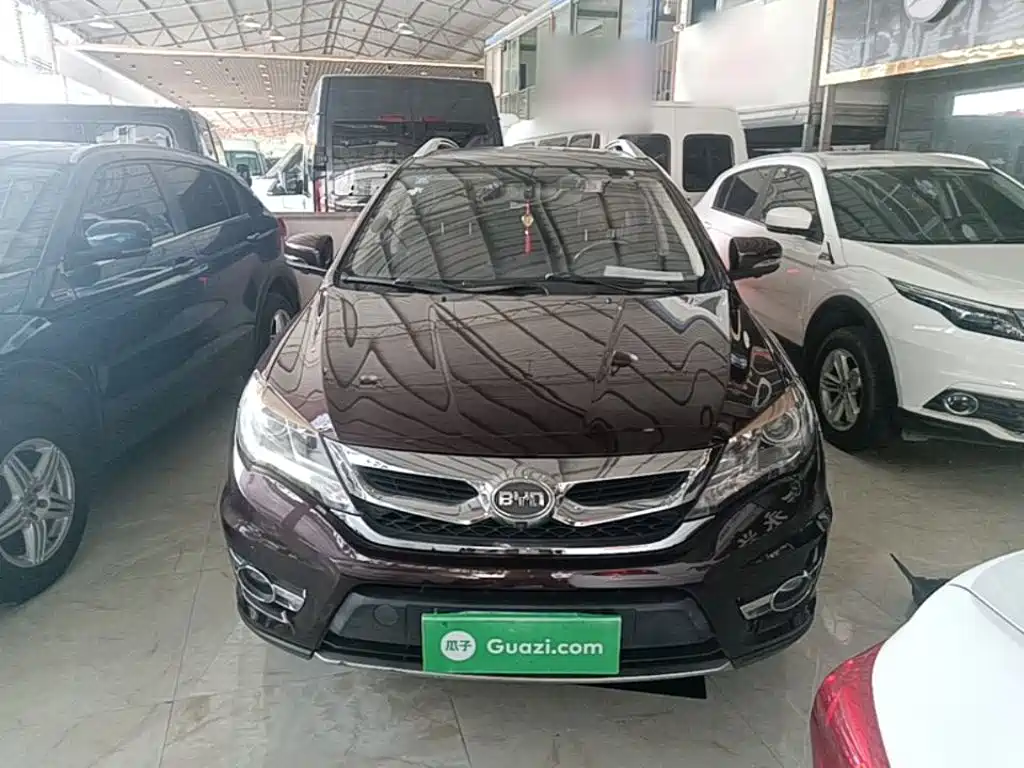 BYD S7 2016 2016 2.0T Automatic Premium Model