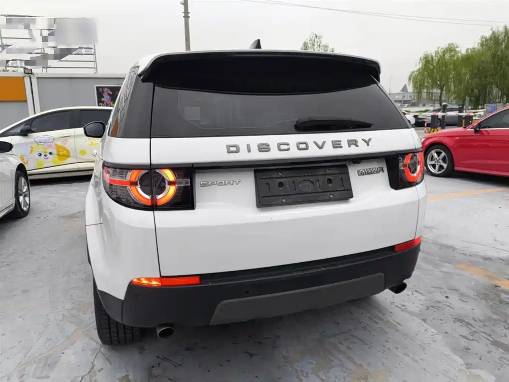 Land Rover Discovery Sport 2019 240PS SE Edition China V фото 4