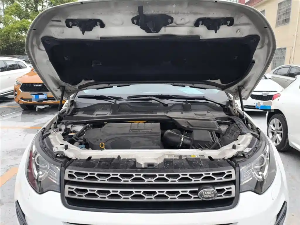 Land Rover Discovery Sport 2019 240PS SE Edition China V фото 16