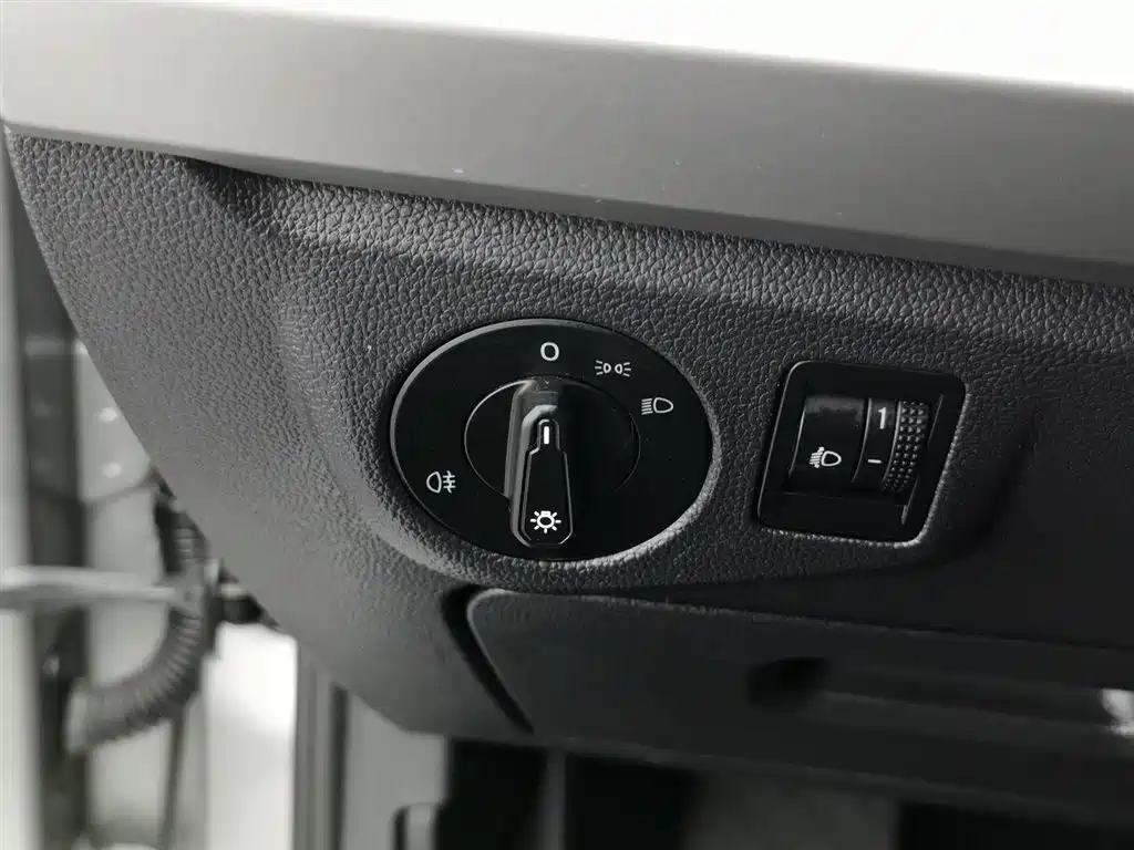 Volkswagen Lavida 2019 1.5L Automatic Trend Edition China VI фото 21