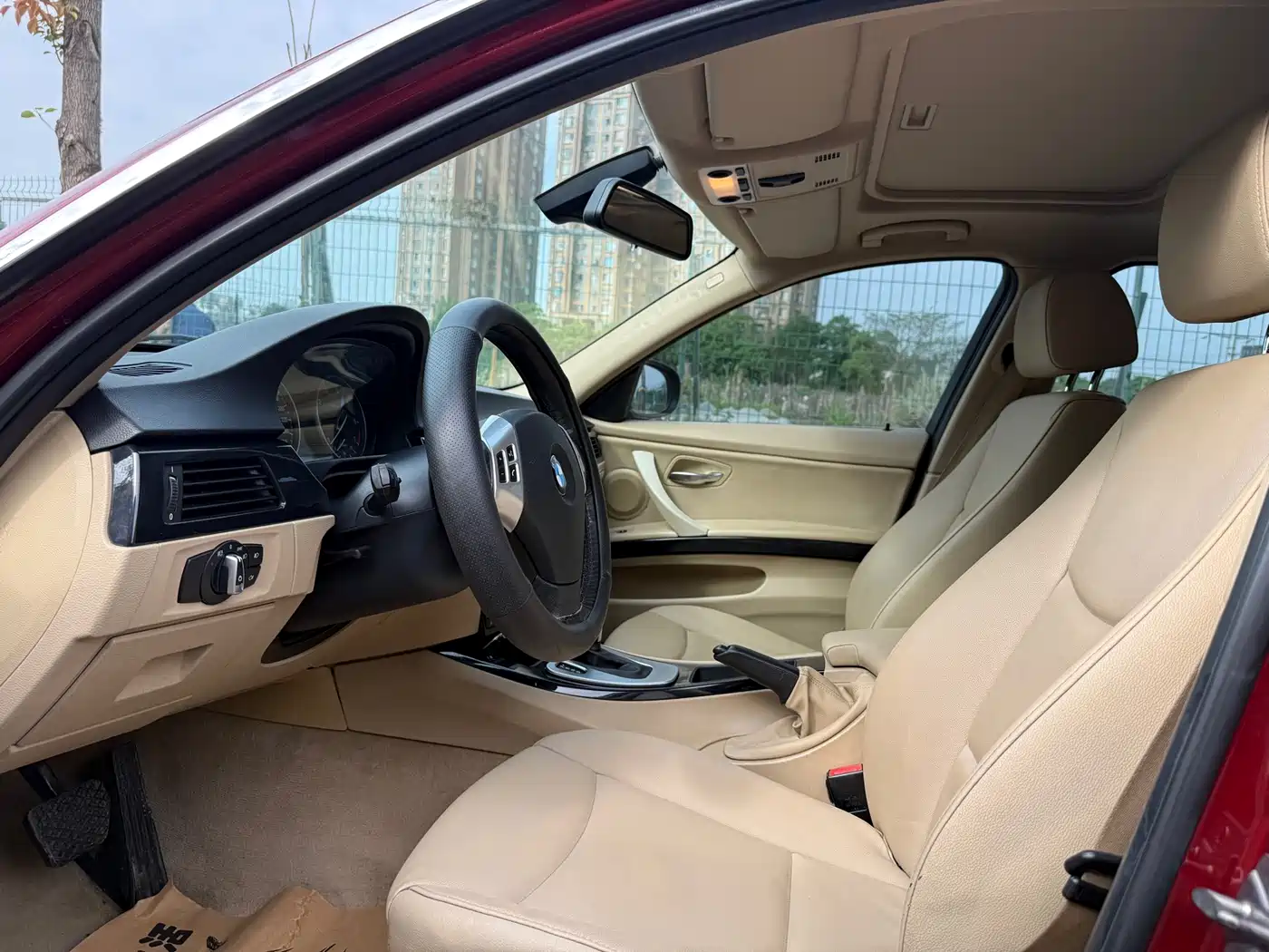 BMW 3 Series (Import) 2012 318i Leading фото 9