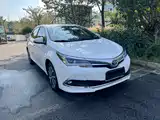 Photo 3 - Toyota Corolla