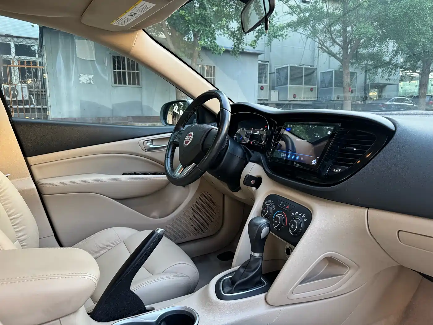 Fiat Viaggio 2013 2012 1.4T Auto Power Edition