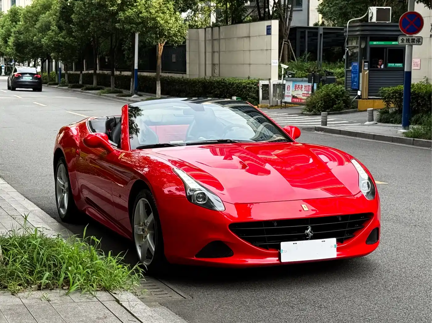 Ferrari California T 2015 2015 3.9T Standard