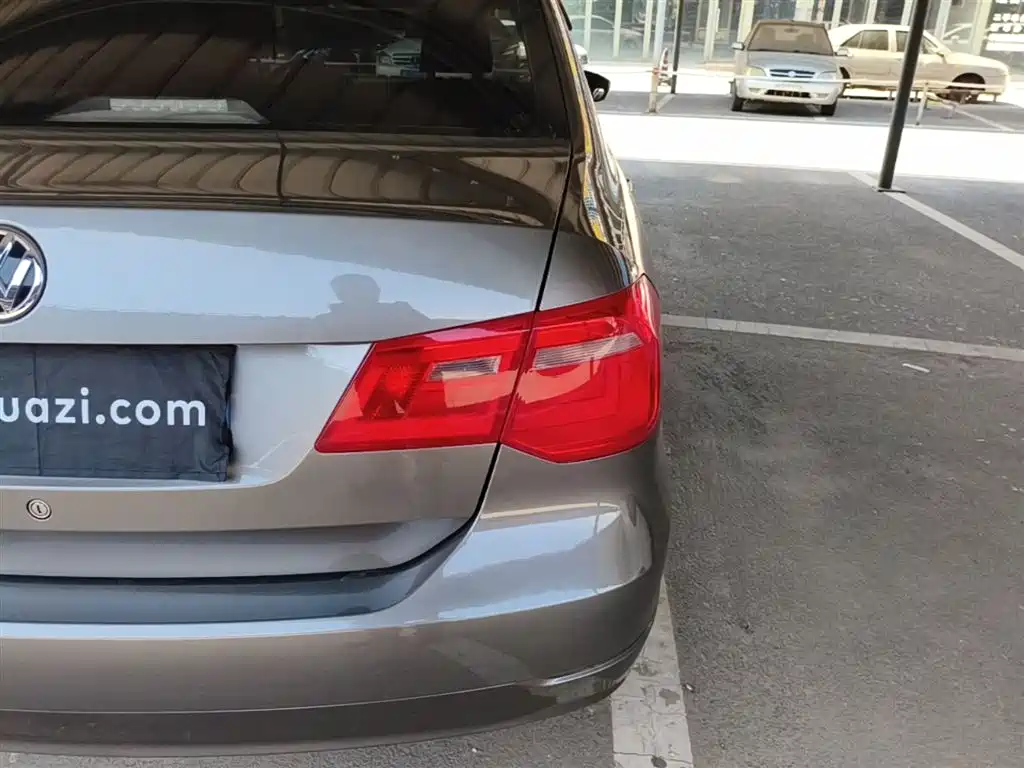 Volkswagen Jetta 2015 Quality Edition 1.4L Manual Fashion фото 8