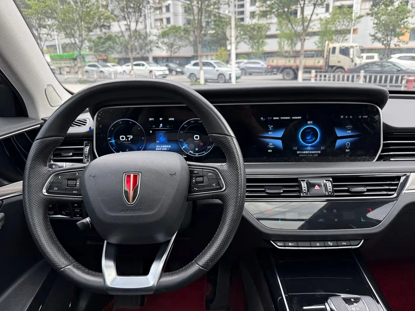 Hongqi HS5 2022 Facelift 2.0T Smart Flag Enjoyment AWD Edition фото 9