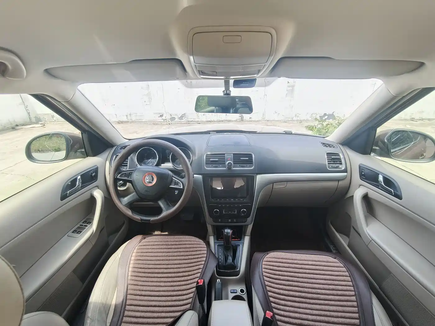 Škoda Yeti 2014 1.8TSI DSG Polar Edition фото 9