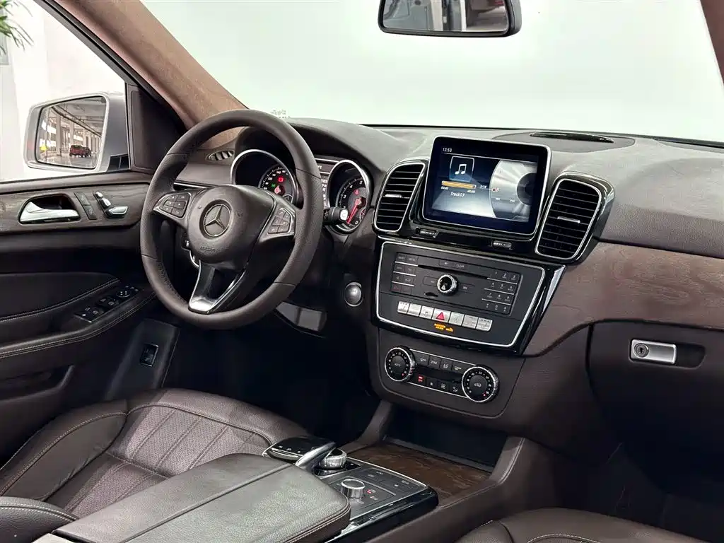 Mercedes-Benz GLE 2016 GLE 400 4MATIC фото 12