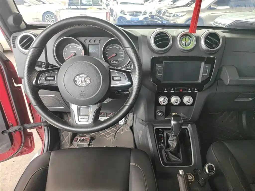 BAIC ORV Beijing Offroad BJ40 2016 Model 40L 2.3T Automatic 4WD Exclusive фото 10