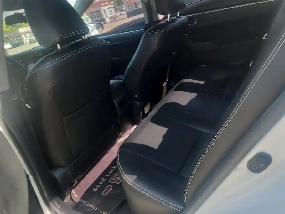 Toyota Corolla 2018 1.2T S-CVT GL Smart Edition фото 11