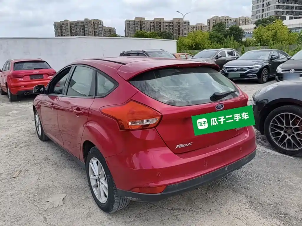 Фото 5 - Ford Focus
