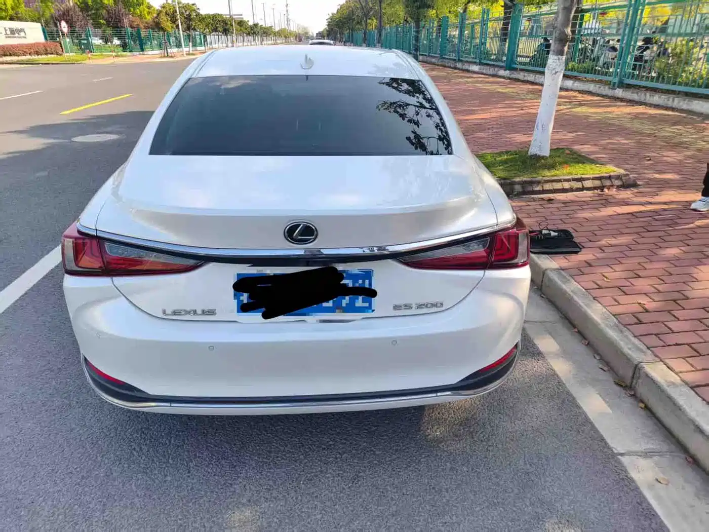 Lexus ES 2018 200 Excellence Edition China V фото 3