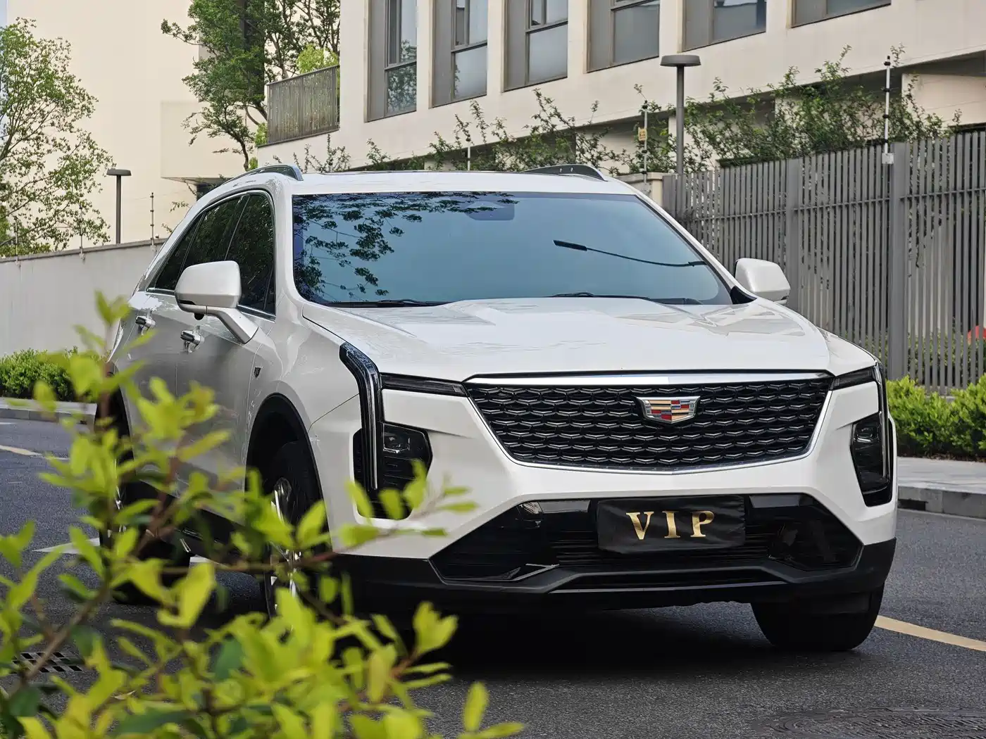 Cadillac XT4 2024 28T 2WD Luxury фото 3