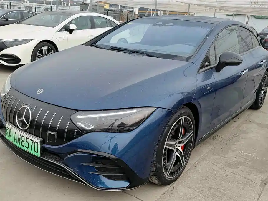 MERCEDES-BENZ EQE AMG