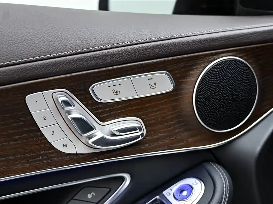 Mercedes-Benz GLC 2022 Model GLC 260 L 4MATIC Luxury Edition фото 26