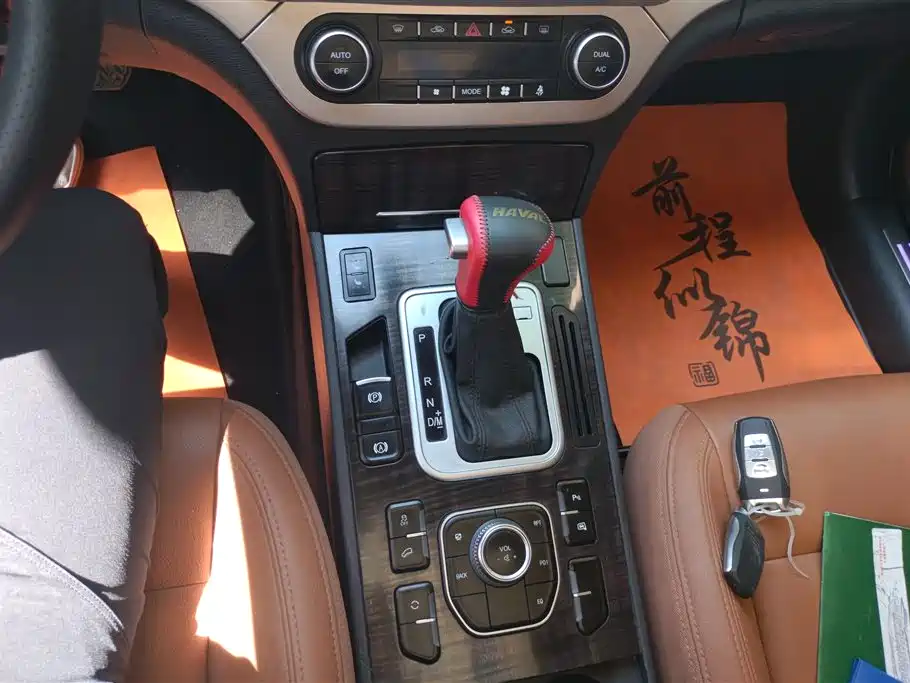 Haval H6 Coupe 2016 Blue Label 1.5T Automatic 2WD Urban фото 15