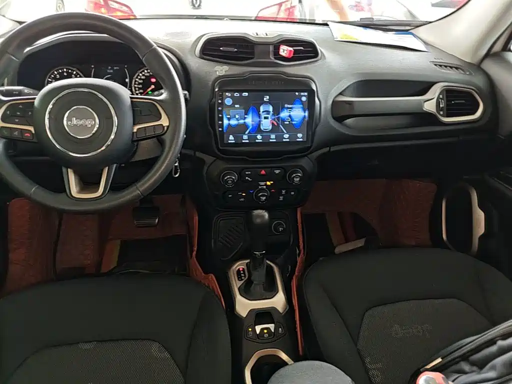 Jeep Renegade 2019 2018 Connected Large Screen Edition 180T Automatic High Energy