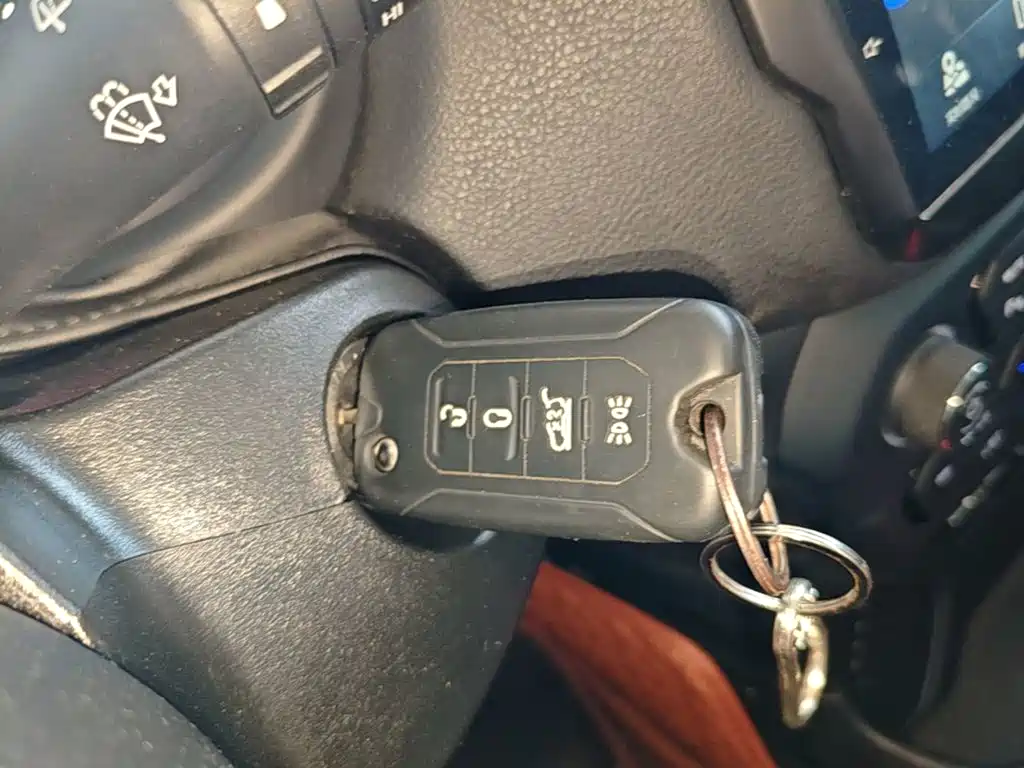 Jeep Renegade 2019 2018 Connected Large Screen Edition 180T Automatic High Energy