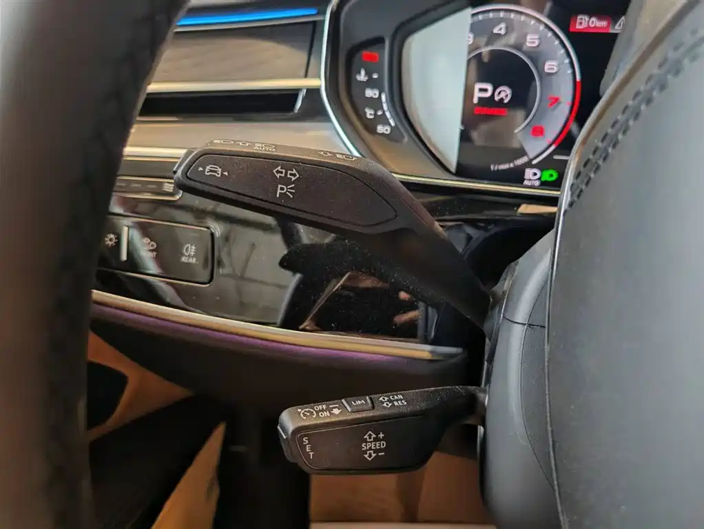 Audi A8 2025 A8L 50 TFSI quattro Exclusive Selection фото 13