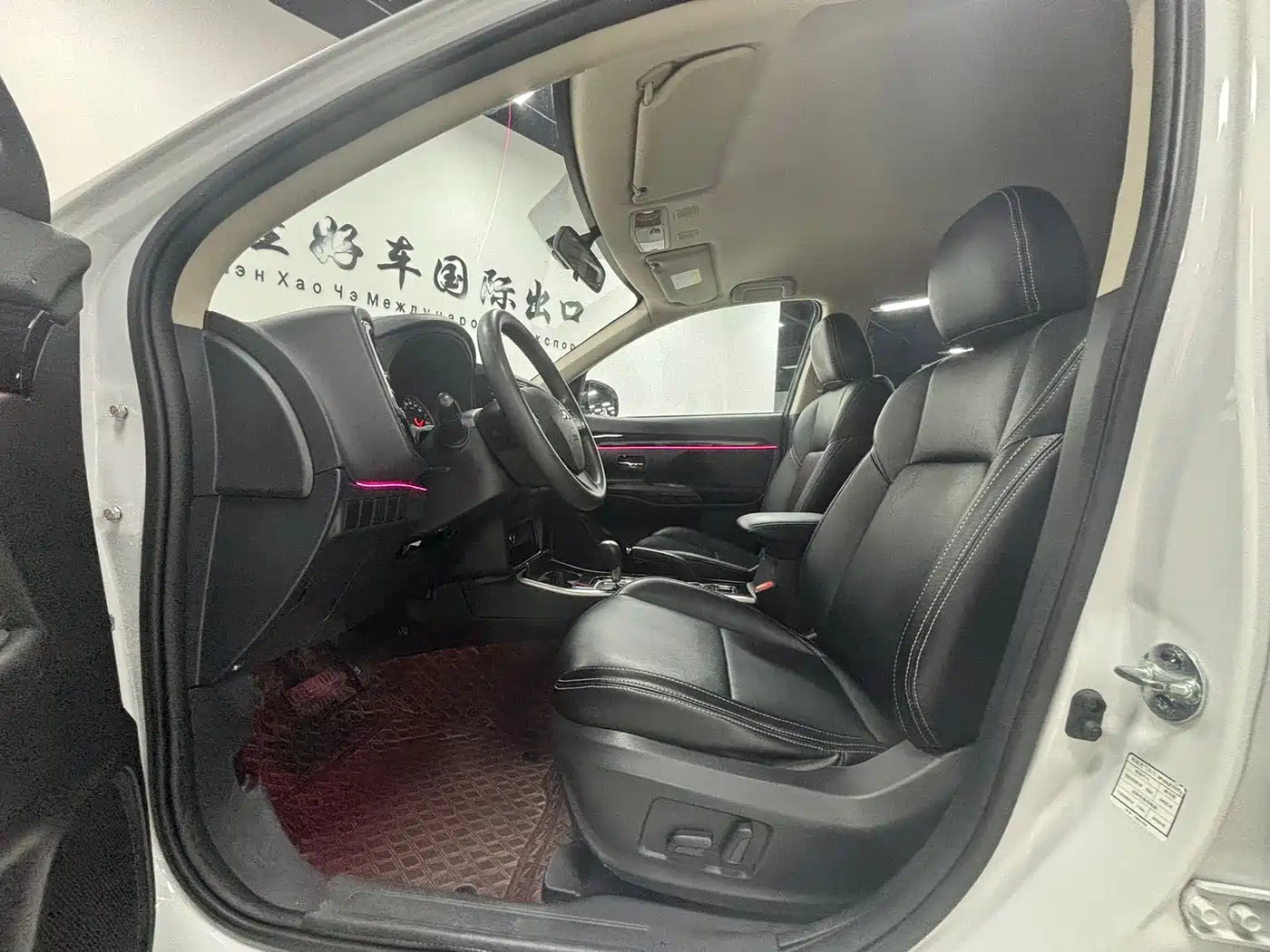 Mitsubishi Outlander 2022 2021 2.0L 2WD Smooth Ride Version 5-Seater