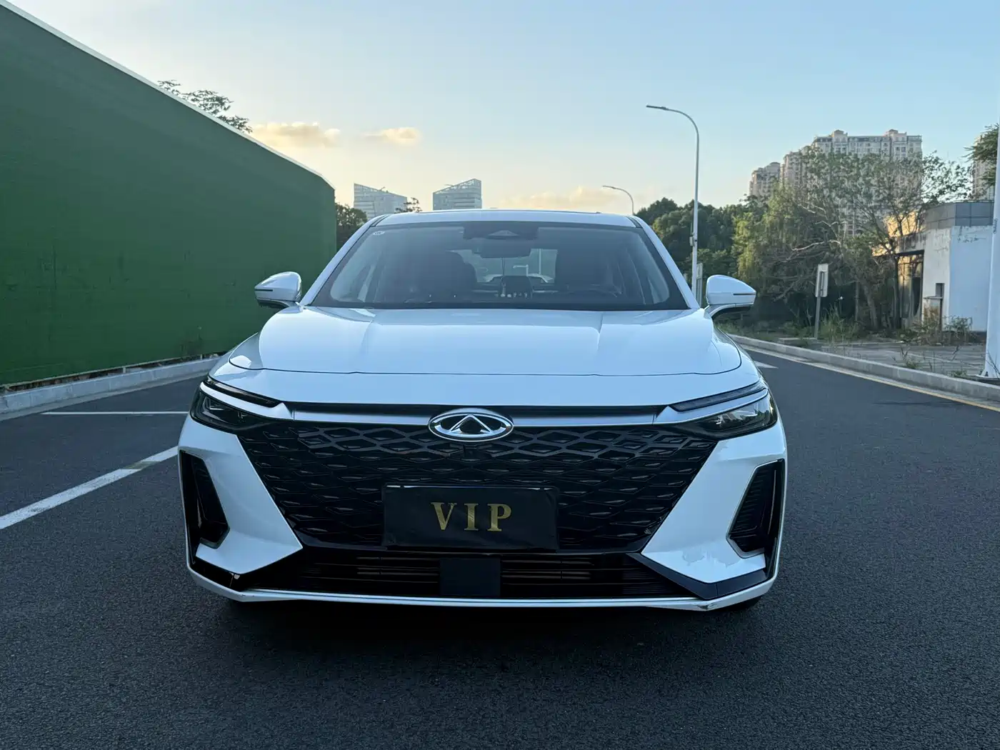 Chery Arrizo 8 2023 2022 1.6T DCT Yi