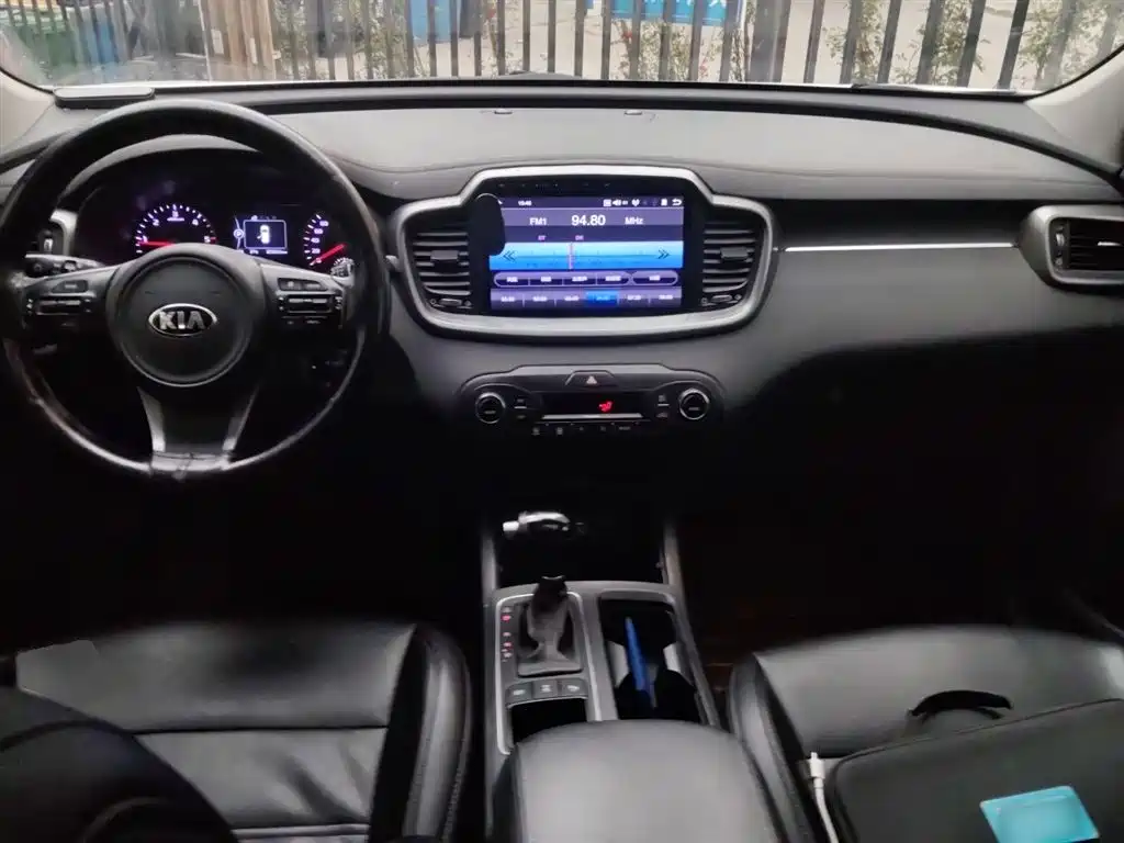 Kia Sorento 2015 Sorento L 2.2T Diesel 4WD Sport 7-Seater фото 6