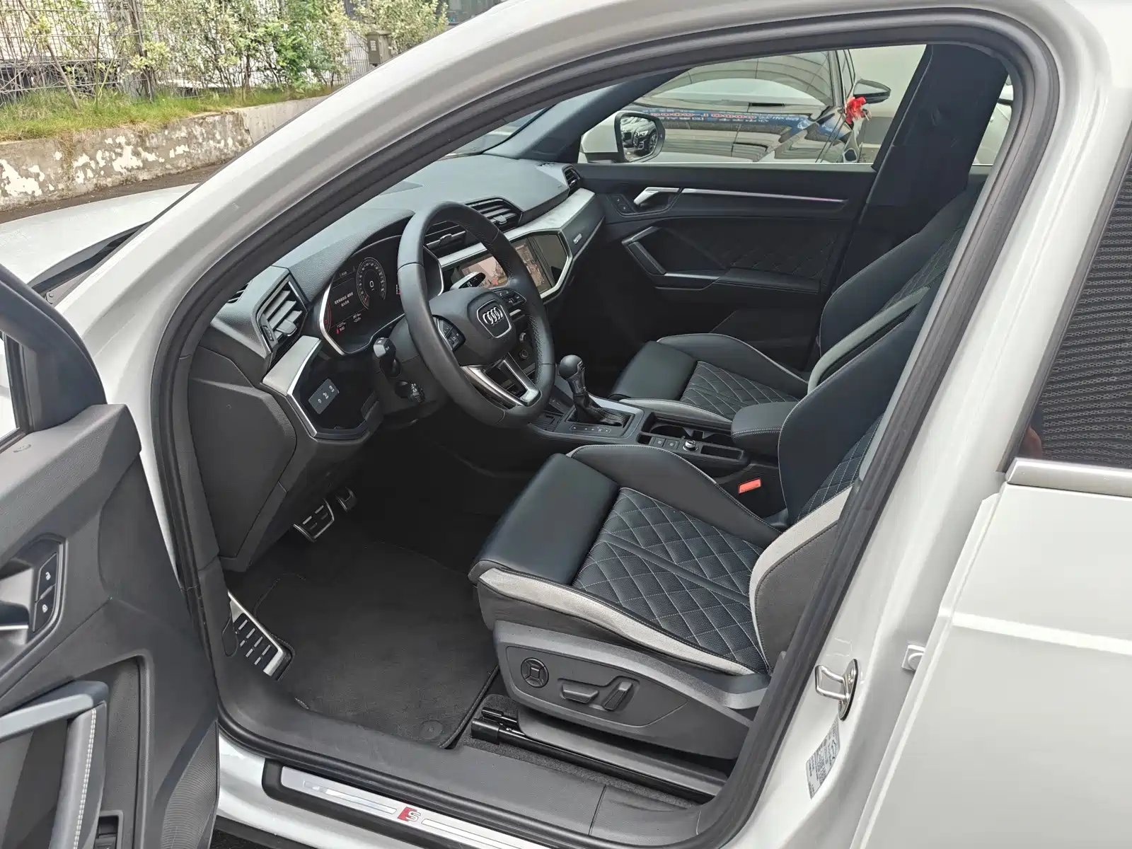 Фото 7 - Audi Q3