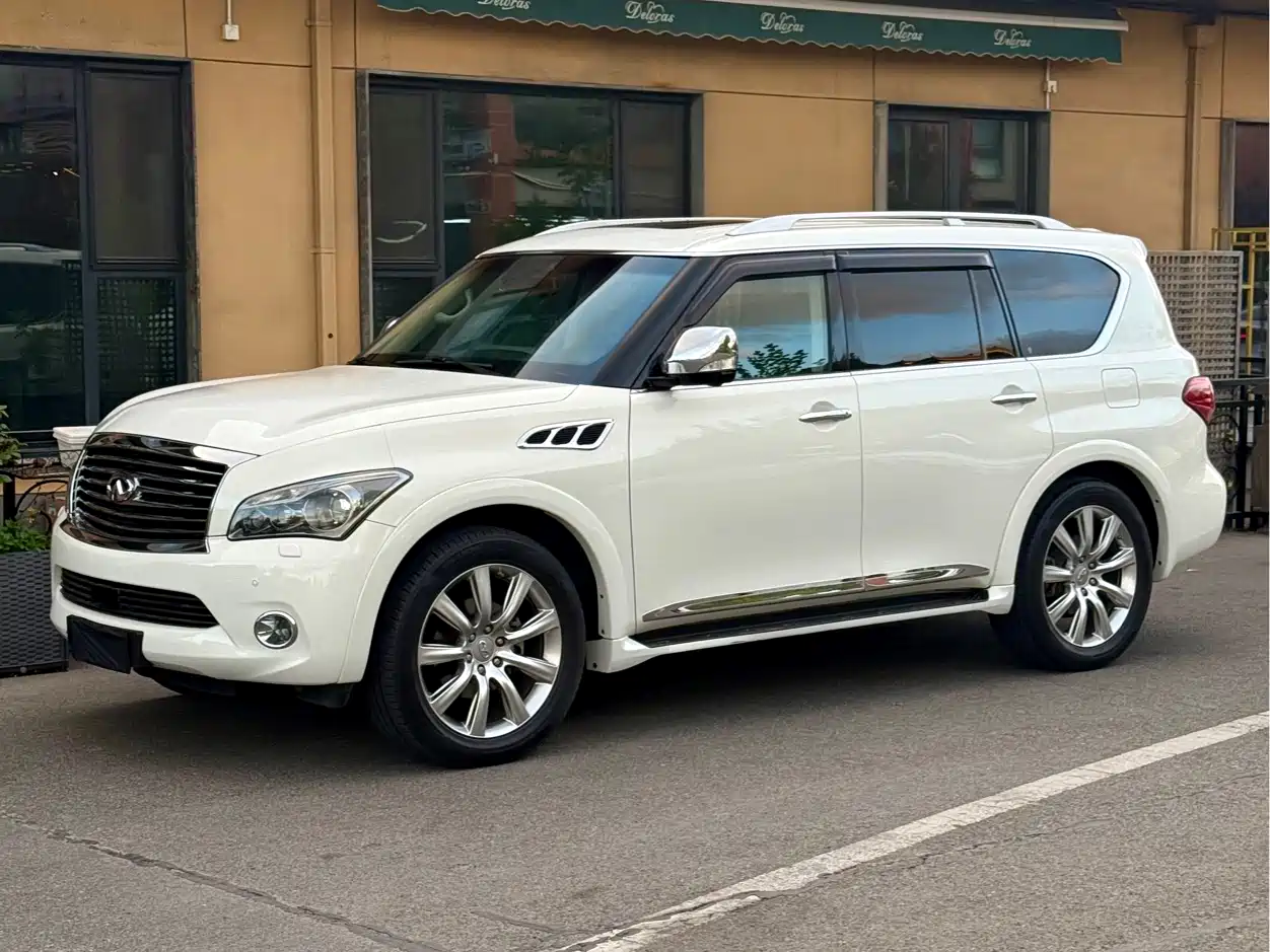 Infiniti QX 2011 QX56