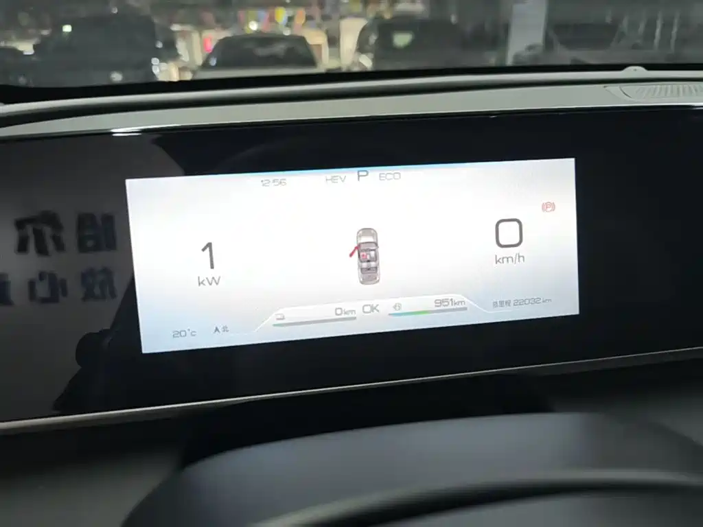 BYD Qin L 2024 DM-i 120KM Leading фото 12