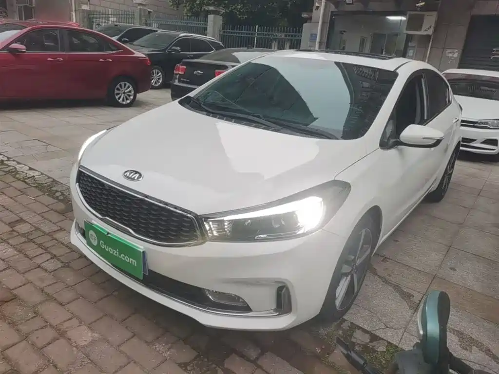 Kia K3 2017 1.6L Automatic 15th Anniversary Special GLS