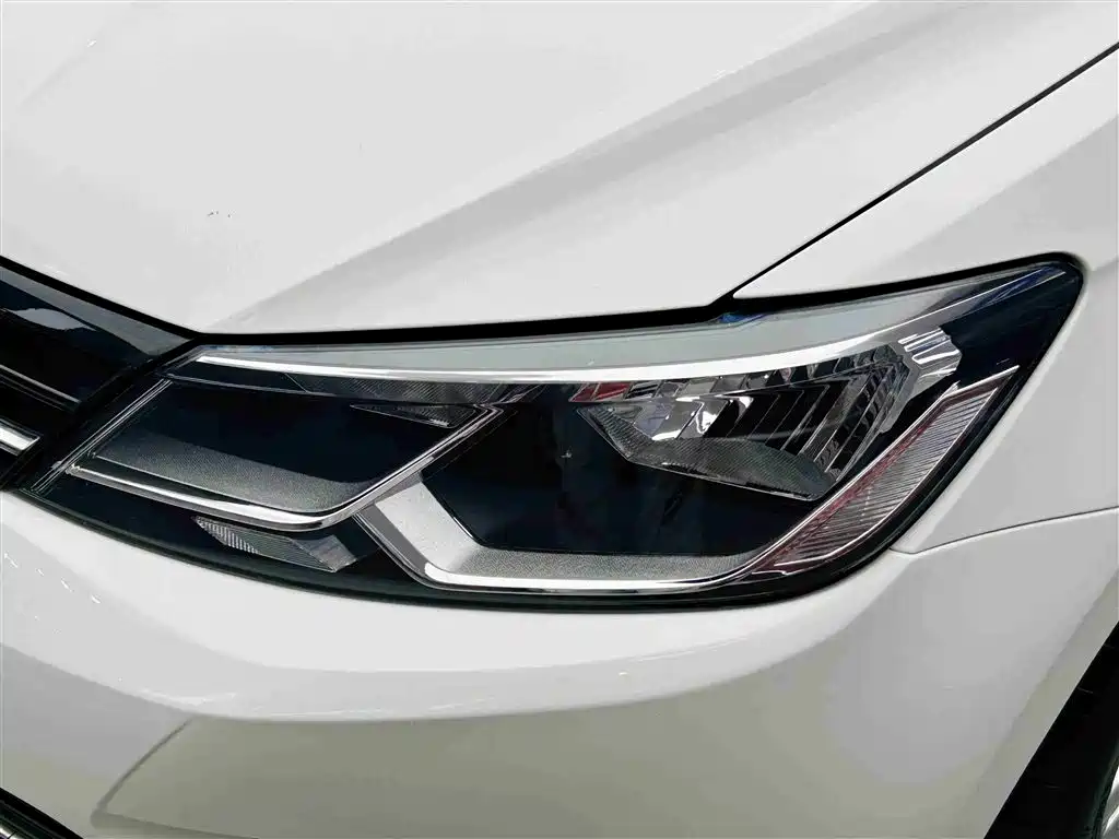 Volkswagen Lamando 2015 280TSI DSG Comfort фото 11
