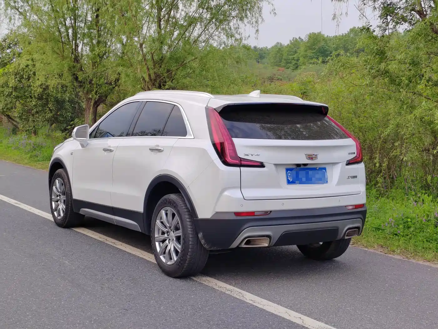 Cadillac XT4 2022 2021 28T FWD Premium Edition