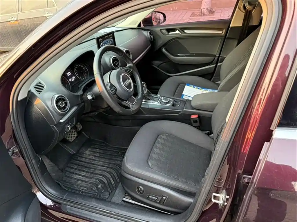 Audi A3 2014 Limousine 35 TFSI Auto Trend фото 7