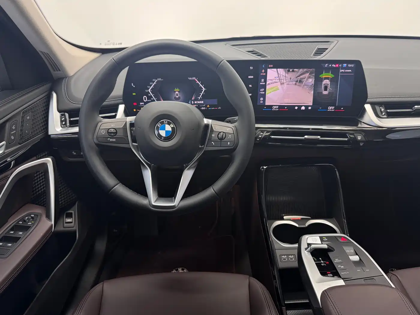 BMW X1 2023 sDrive20Li X Design Package фото 13
