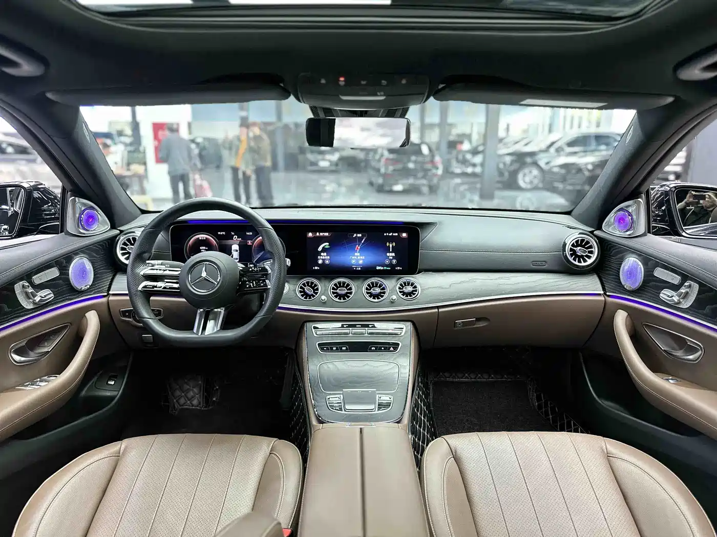 MERCEDES-BENZ E CLASS