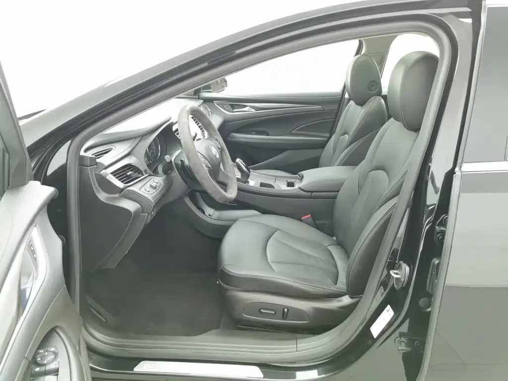 Buick Lacrosse, миниатюра 10