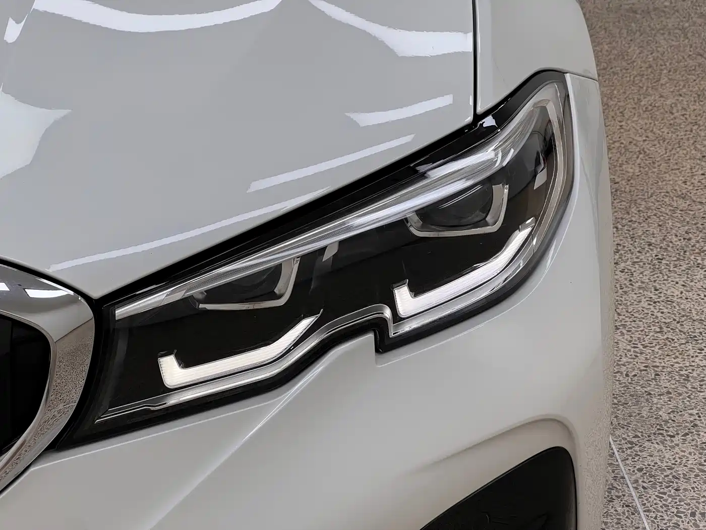 BMW 3 Series 2021 320Li M Sport Package фото 8