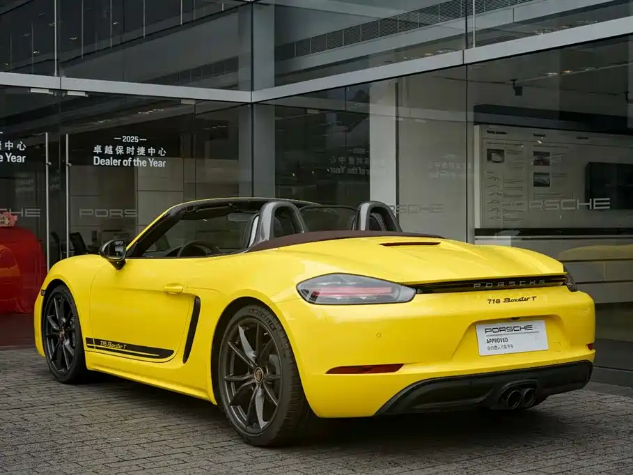 Porsche 718 2022 Boxster T 2.0T фото 7