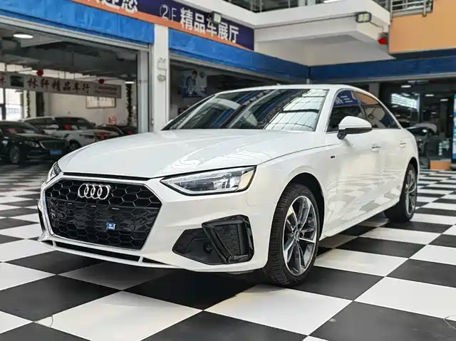Audi A4L 2022