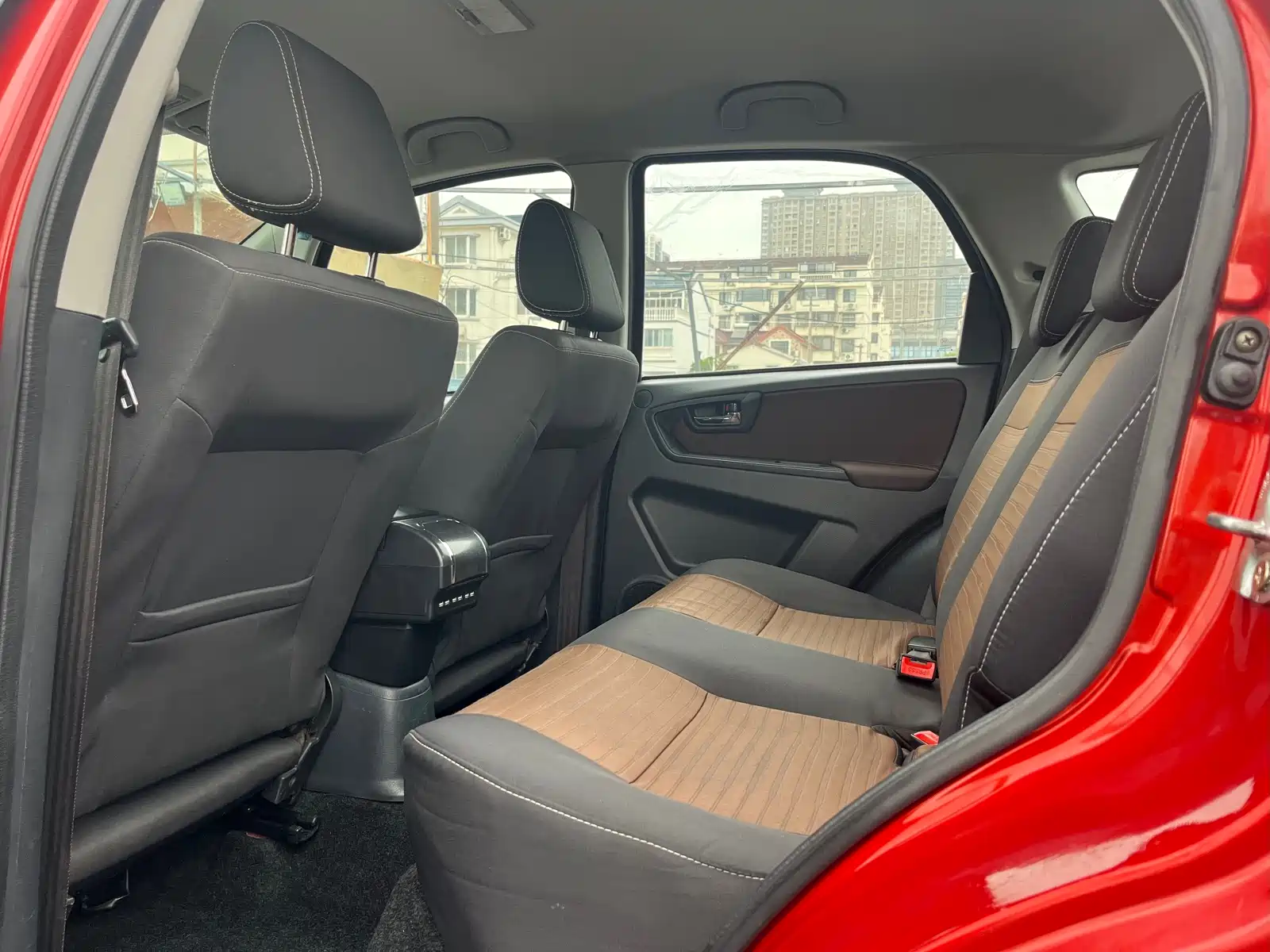 Фото 9 - Suzuki SX4