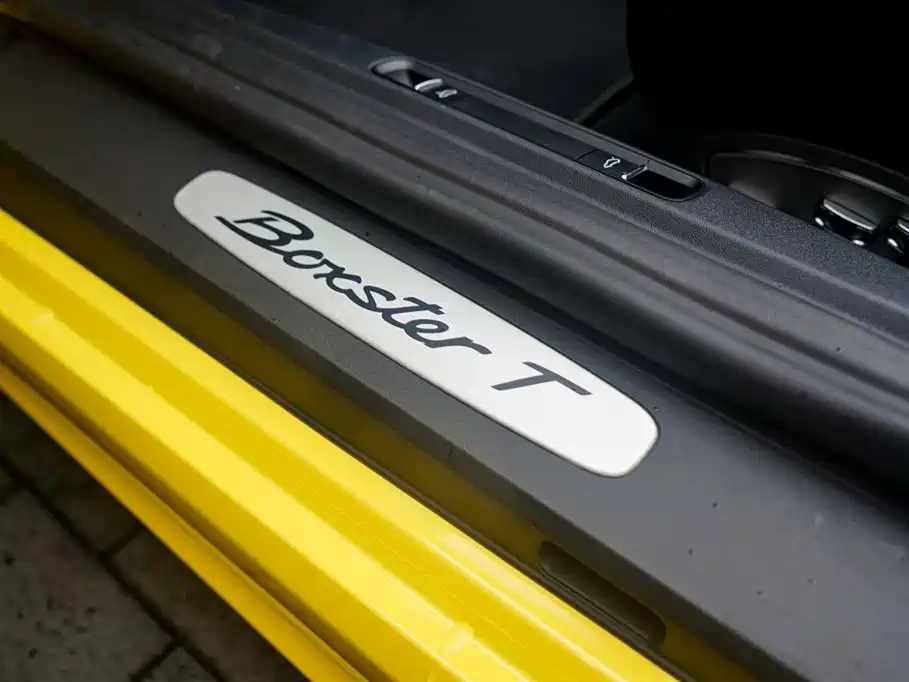 Porsche 718 2022 Boxster T 2.0T фото 20