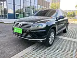 Фото 2 - Volkswagen Touareg