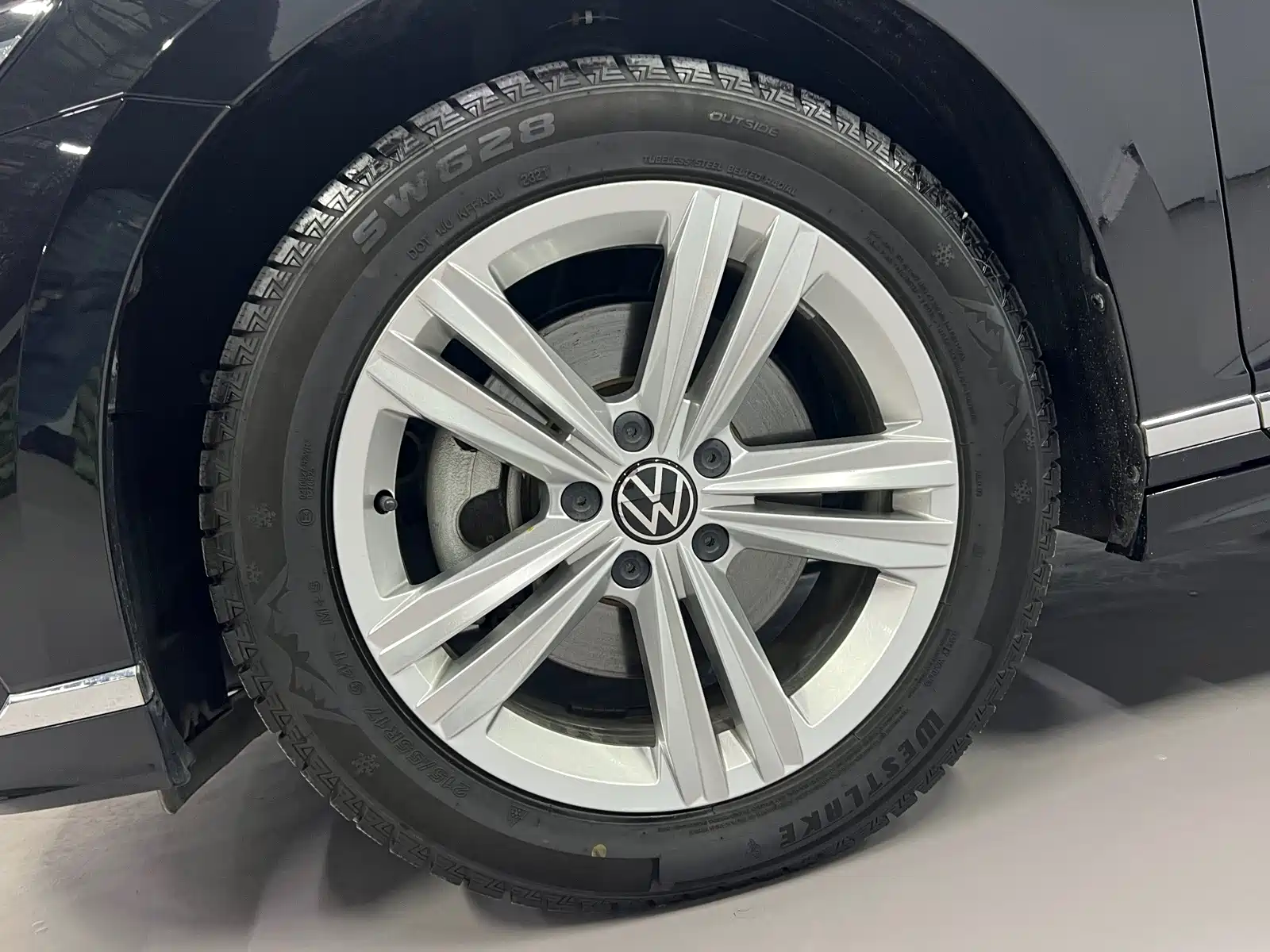 Фото 7 - Volkswagen Magotan