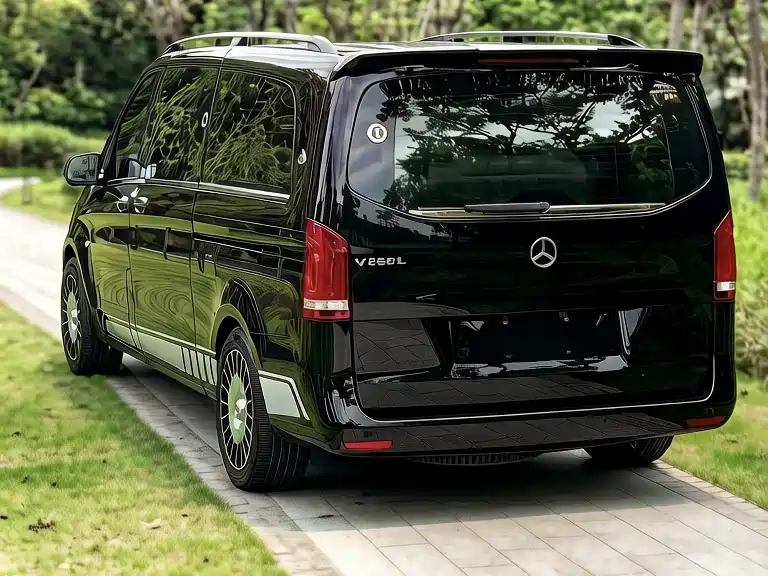 Mercedes-Benz Vito 2018 2.0T Business Edition China VI фото 4