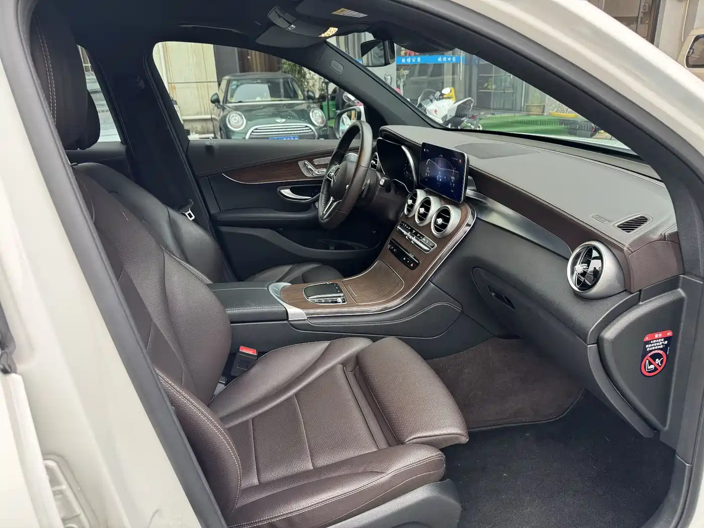 Mercedes-Benz GLC 2021 GLC 300 L 4MATIC Sporty фото 9