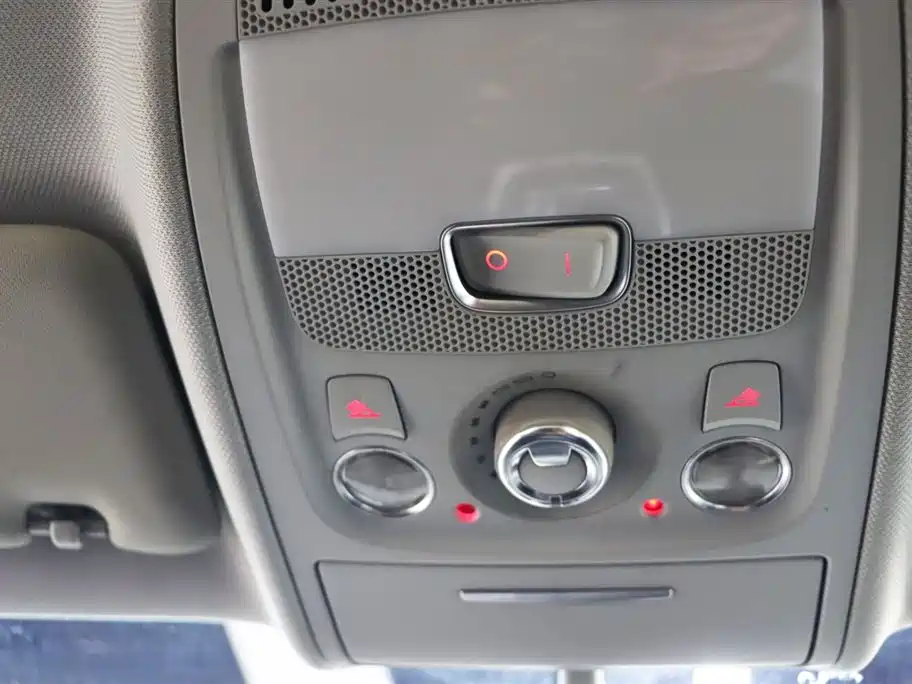 Audi A4L 2013 35 TFSI Automatic Standard фото 29