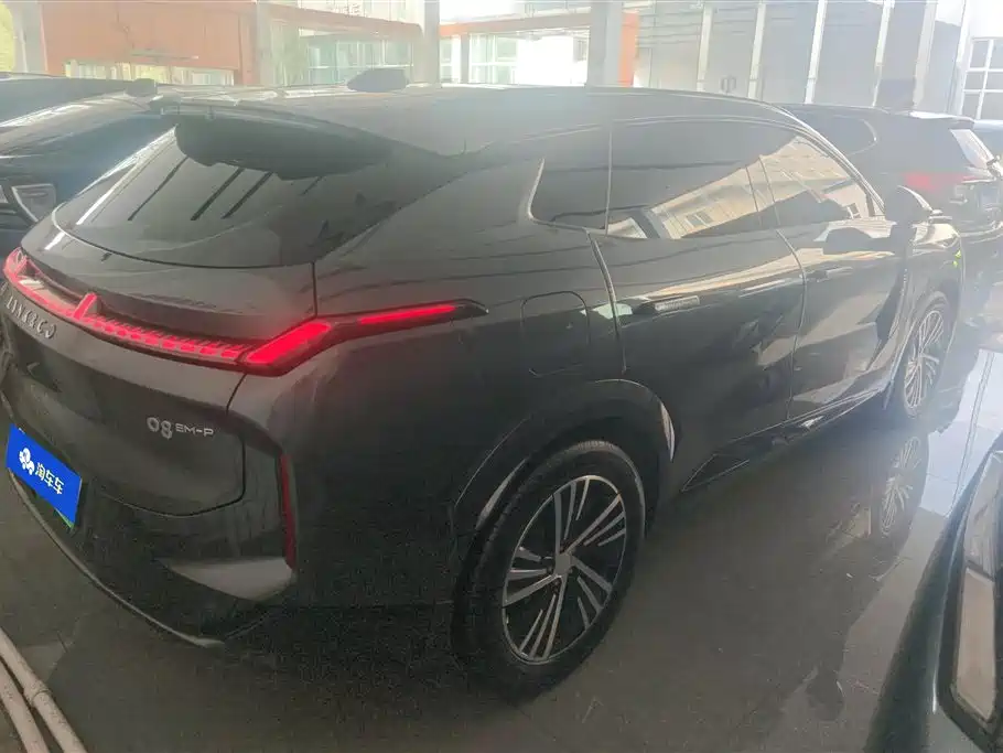 Lynk & Co 08 EM-P 2023 120km Long Range Pro фото 3