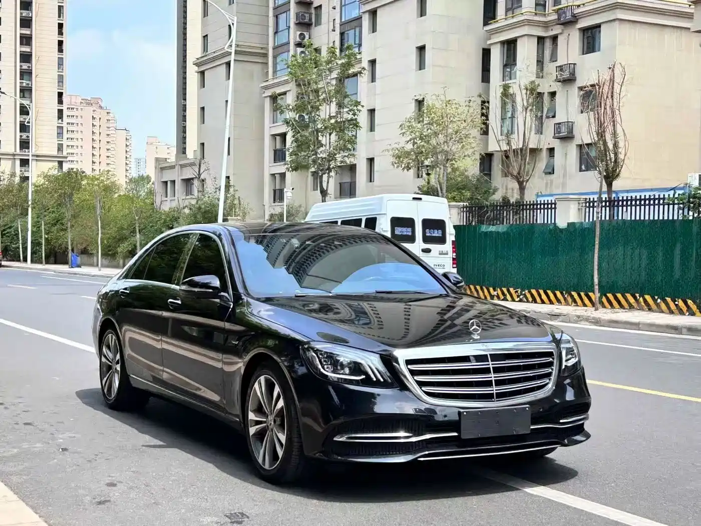 Mercedes-Benz S-Class 2020 S 350 L Premium Edition Collector's Version фото 2