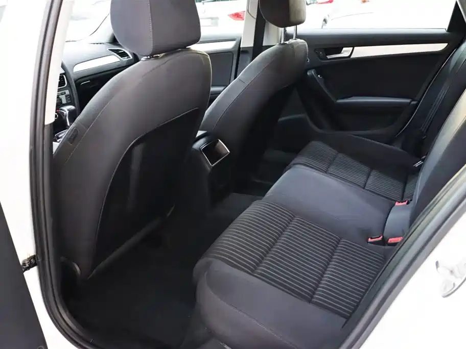 Audi A4L 2013 35 TFSI Automatic Standard фото 15